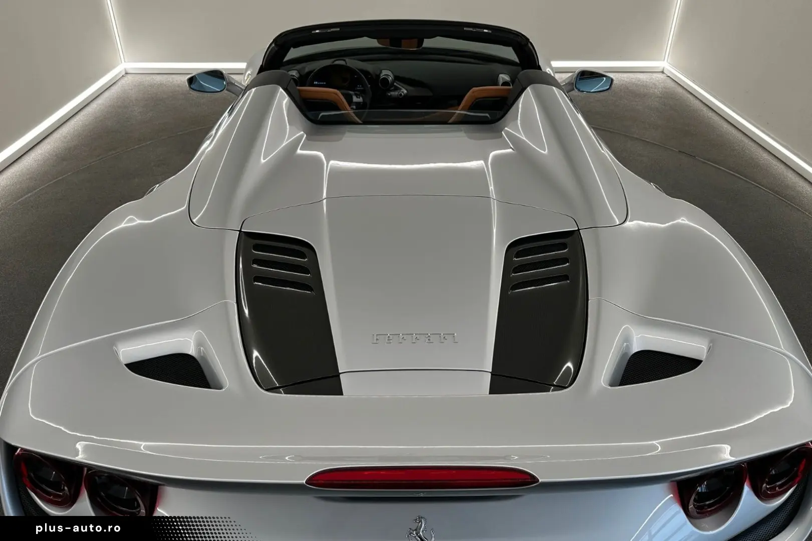 FERRARI F8 Spider   Argento Nurburgring   Ferrari Approv