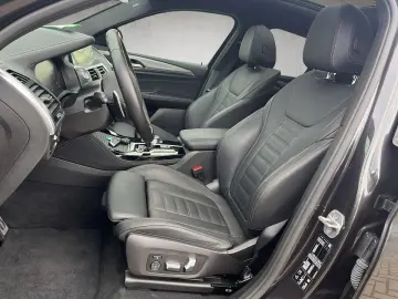 BMW X4 xDrive20d M-SPORT