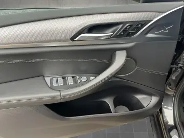 BMW X4 xDrive20d M-SPORT