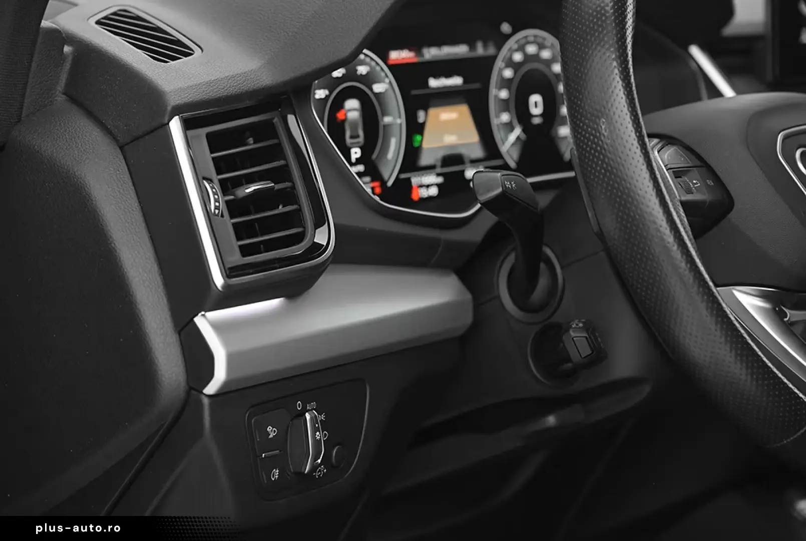 AUDI Q5 50 TFSI E QUATTRO VIRTUAL AHK PDC VO&HI SHZ D