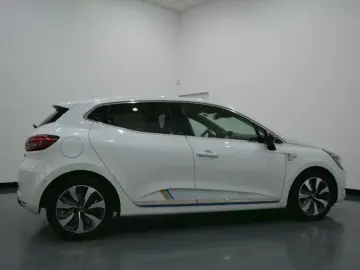 RENAULT CLIO 1.6 E-Tech 140CP Intens Auto