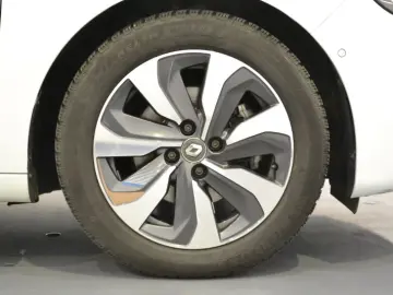 RENAULT CLIO 1.6 E-Tech 140CP Intens Auto