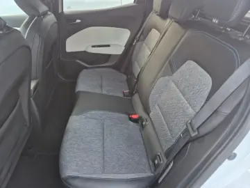 RENAULT CLIO 1.6 E-Tech 140CP Intens Auto