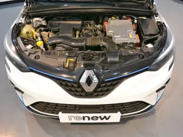 RENAULT CLIO 1.6 E-Tech 140CP Intens Auto