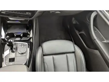 BMW X4 xDrive 20i M-Sport