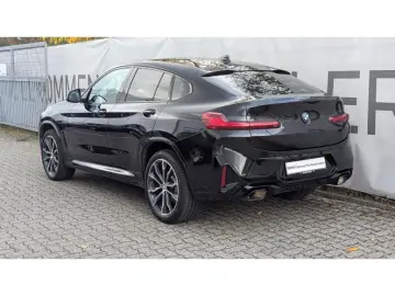 BMW X4 xDrive 20i M-Sport