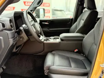 Toyota Land Cruiser First Edition   Fab.- 01.2025