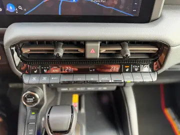 Toyota Land Cruiser First Edition   Fab.- 01.2025