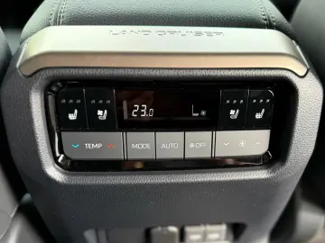 Toyota Land Cruiser First Edition   Fab.- 01.2025