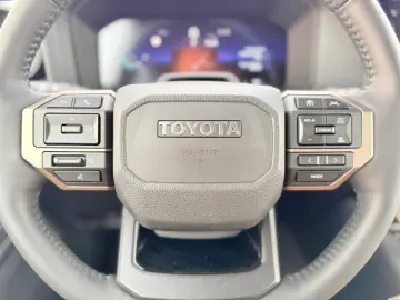 Toyota Land Cruiser First Edition   Fab.- 01.2025