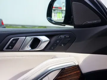 BMW X6 30d M SPORT PRO.SOFTCL.PANO.SITZBELÜFT.HARMAN