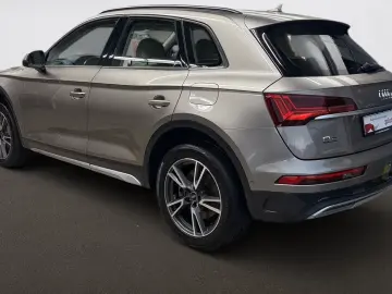 AUDI Q5 quattro HYBRID  MATRIX-LED LEDER INDIVIDUAL 3