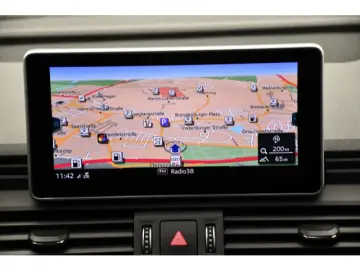 AUDI Q5 2.0 TFSI S-tronic quattro Rückkam Matrix Spor