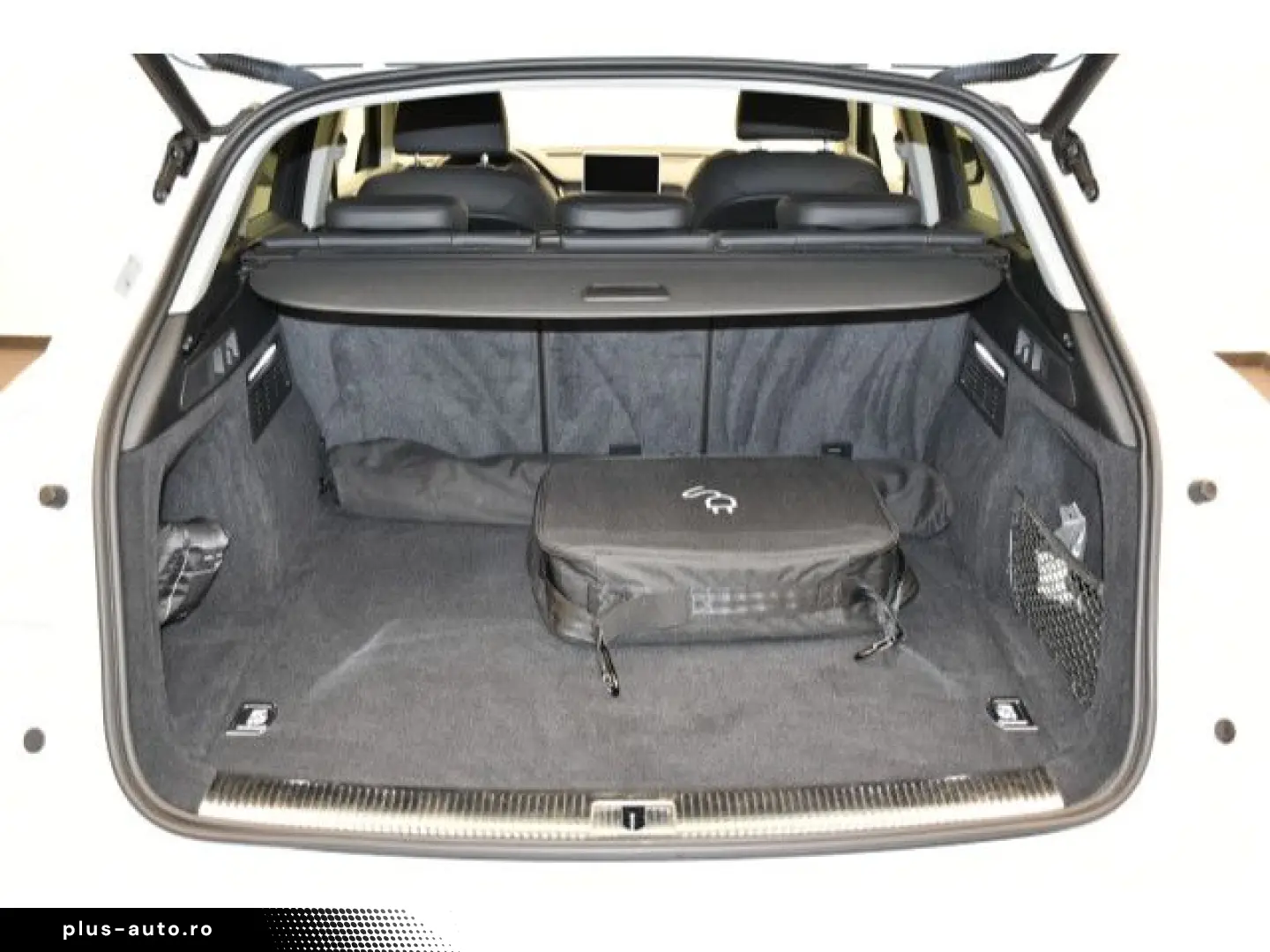 AUDI Q5 2.0 TFSI S-tronic quattro Rückkam Matrix Spor