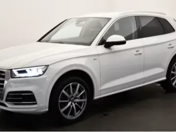 AUDI Q5 2.0 TFSI S-tronic quattro Rückkam Matrix Spor