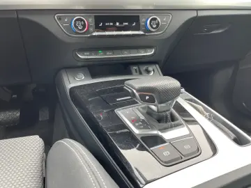 AUDI Q5 50TFSIe quattro S-trc S-line Navi Virtual CAM