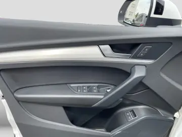 AUDI Q5 50TFSIe quattro S-trc S-line Navi Virtual CAM