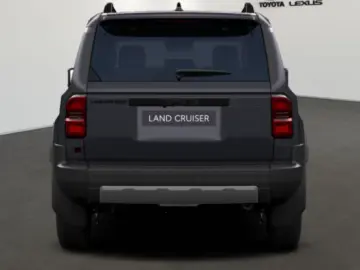 Toyota Land Cruiser 2.8l Motorină 48V Executive