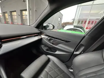 BMW 530e PHEV xDrive  M