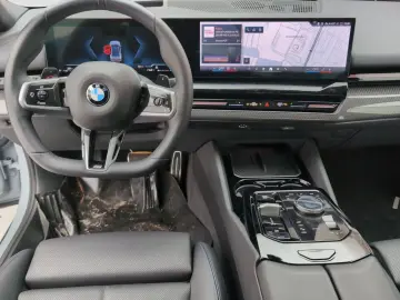 BMW 520d xDrive  M Sport