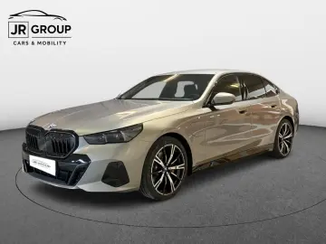 BMW 530e xDrive M-SPORT