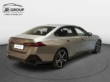 BMW 530e xDrive M-SPORT
