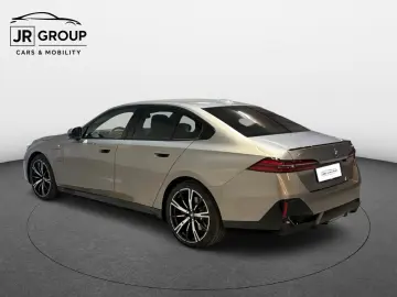 BMW 530e xDrive M-SPORT