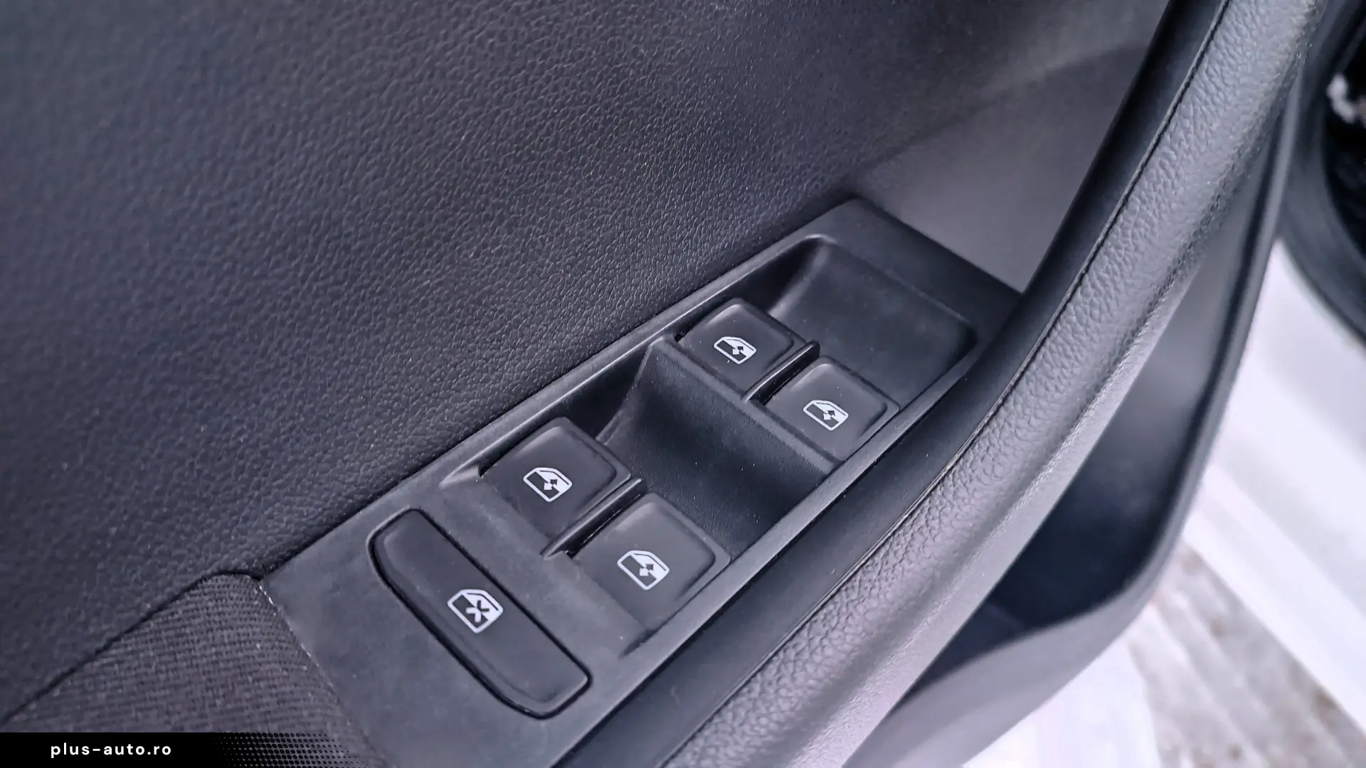 Skoda Fabia   Combi   1.0 TSI 95CP   TVA Deductibil