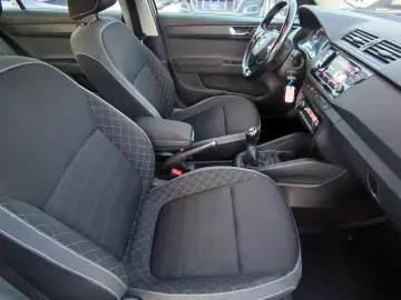 Skoda Fabia   Combi   1.0 TSI 95CP   TVA Deductibil