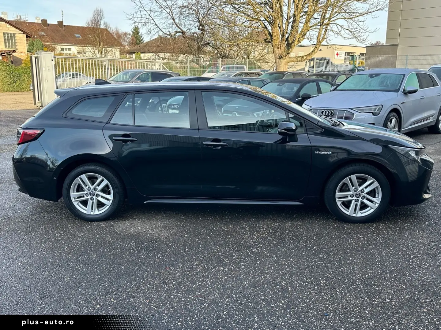 TOYOTA Corolla Touring Sports Hybrid LED NAVI ALU CAM