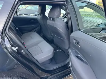 TOYOTA Corolla Touring Sports Hybrid LED NAVI ALU CAM