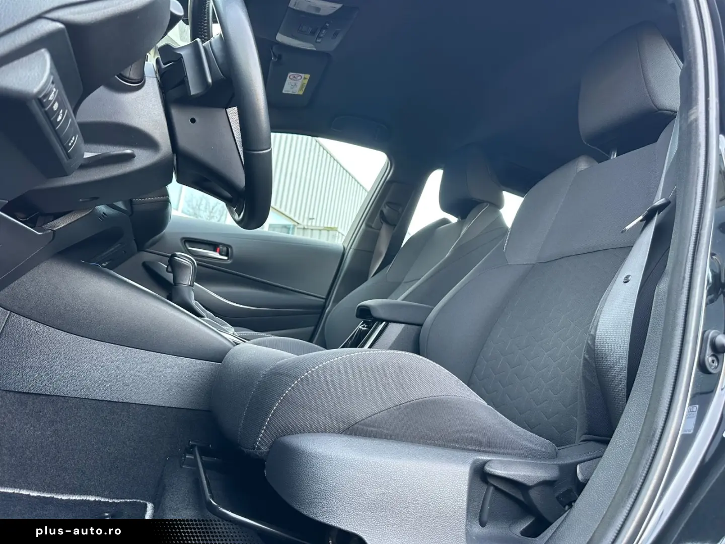 TOYOTA Corolla Touring Sports Hybrid LED NAVI ALU CAM