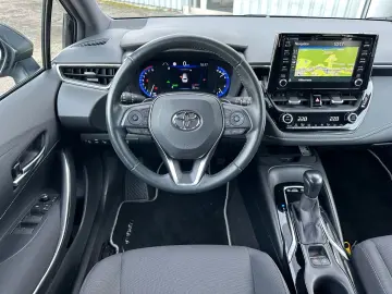 TOYOTA Corolla Touring Sports Hybrid LED NAVI ALU CAM