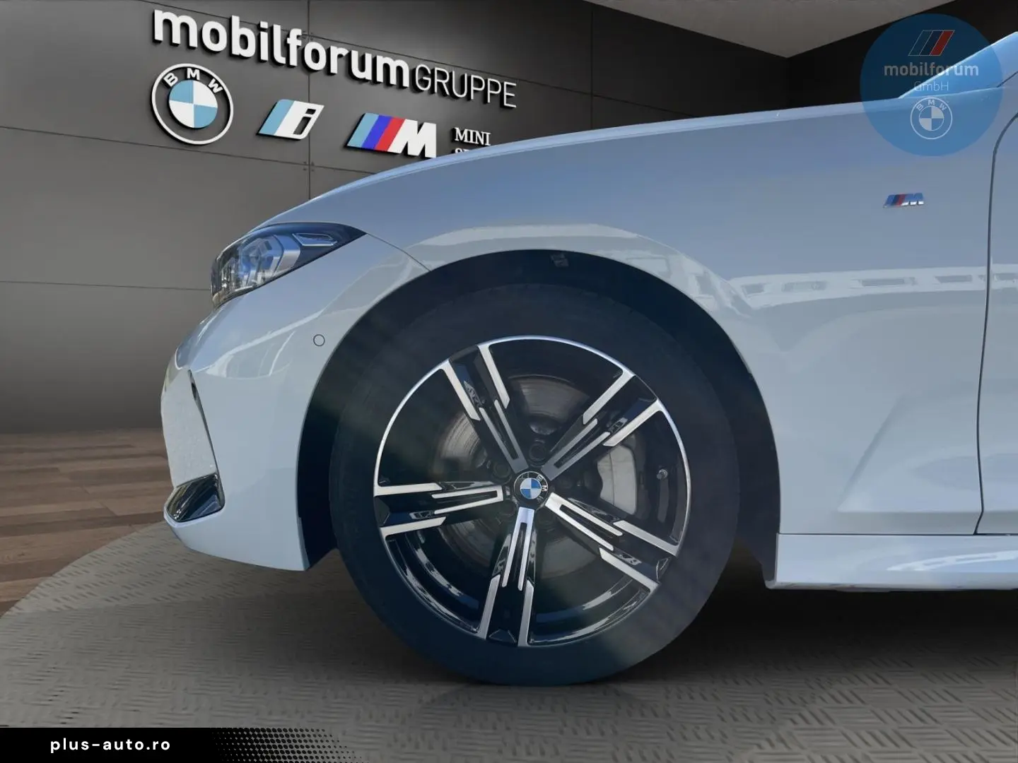 BMW 330 i xDrive M-Sport HUD Glasdach Memory HUD H K