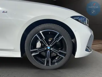 BMW 330 i xDrive M-Sport HUD Glasdach Memory HUD H K
