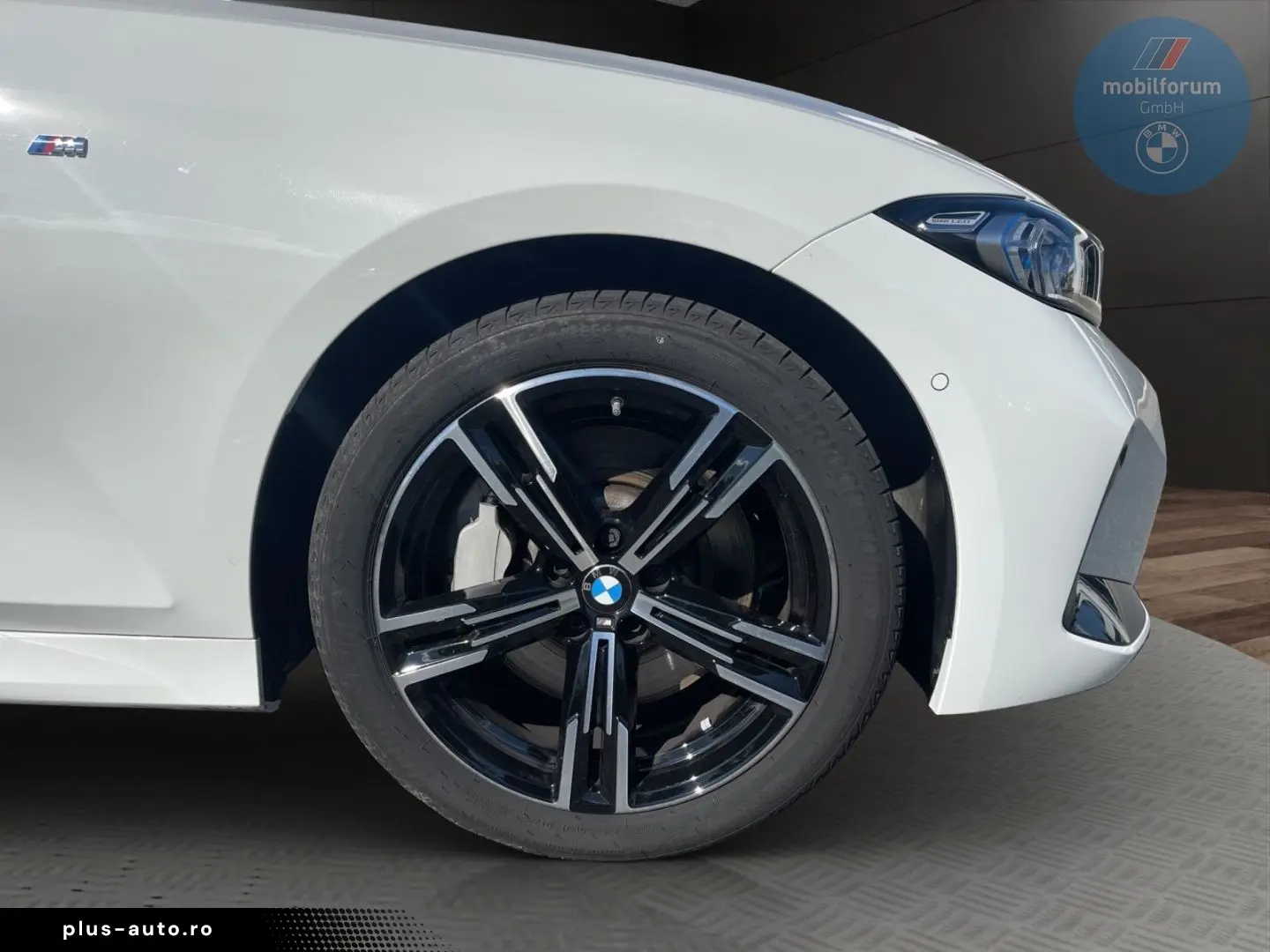 BMW 330 i xDrive M-Sport HUD Glasdach Memory HUD H K