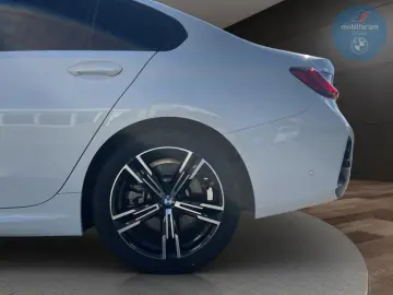 BMW 330 i xDrive M-Sport HUD Glasdach Memory HUD H K