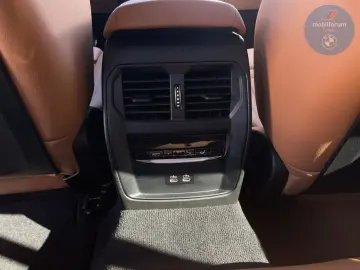 BMW 330 i xDrive M-Sport HUD Glasdach Memory HUD H K