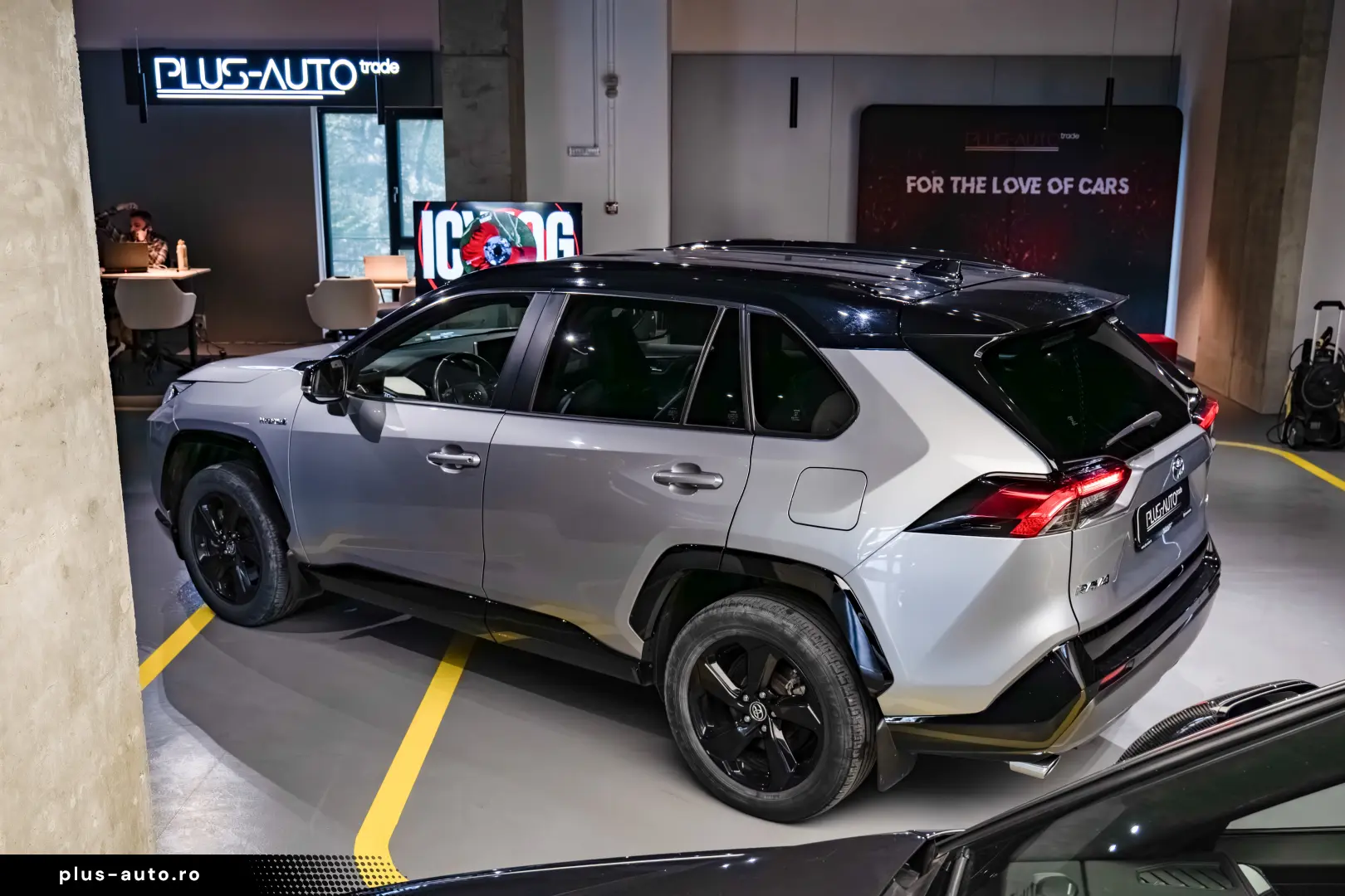 Toyota Rav4 4x4 BiTone