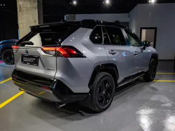 Toyota Rav4 4x4 BiTone