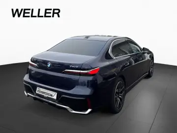 BMW 750e xDrive M-Sport