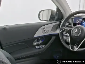 MERCEDES-BENZ GLE 300 d 4M AMG Panorama Memory Multibeam 360