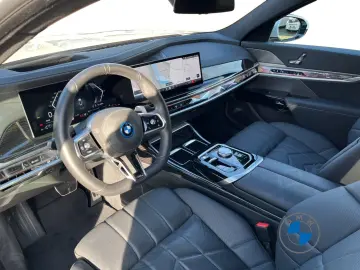 BMW 750e xDrive M Sport 20