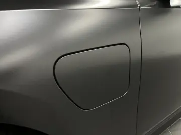 BMW 750e xDrive M Sport Pro TV