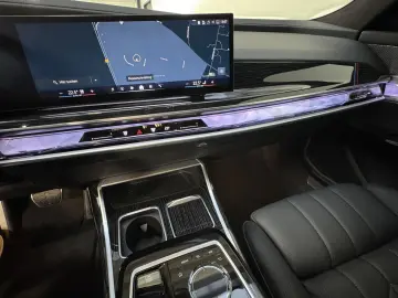 BMW 740d xDrive M Sport Pro TV Executive Lounge