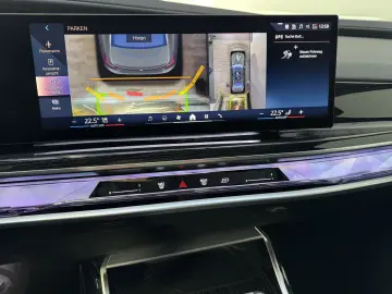 BMW 740d xDrive M Sport Pro TV Executive Lounge