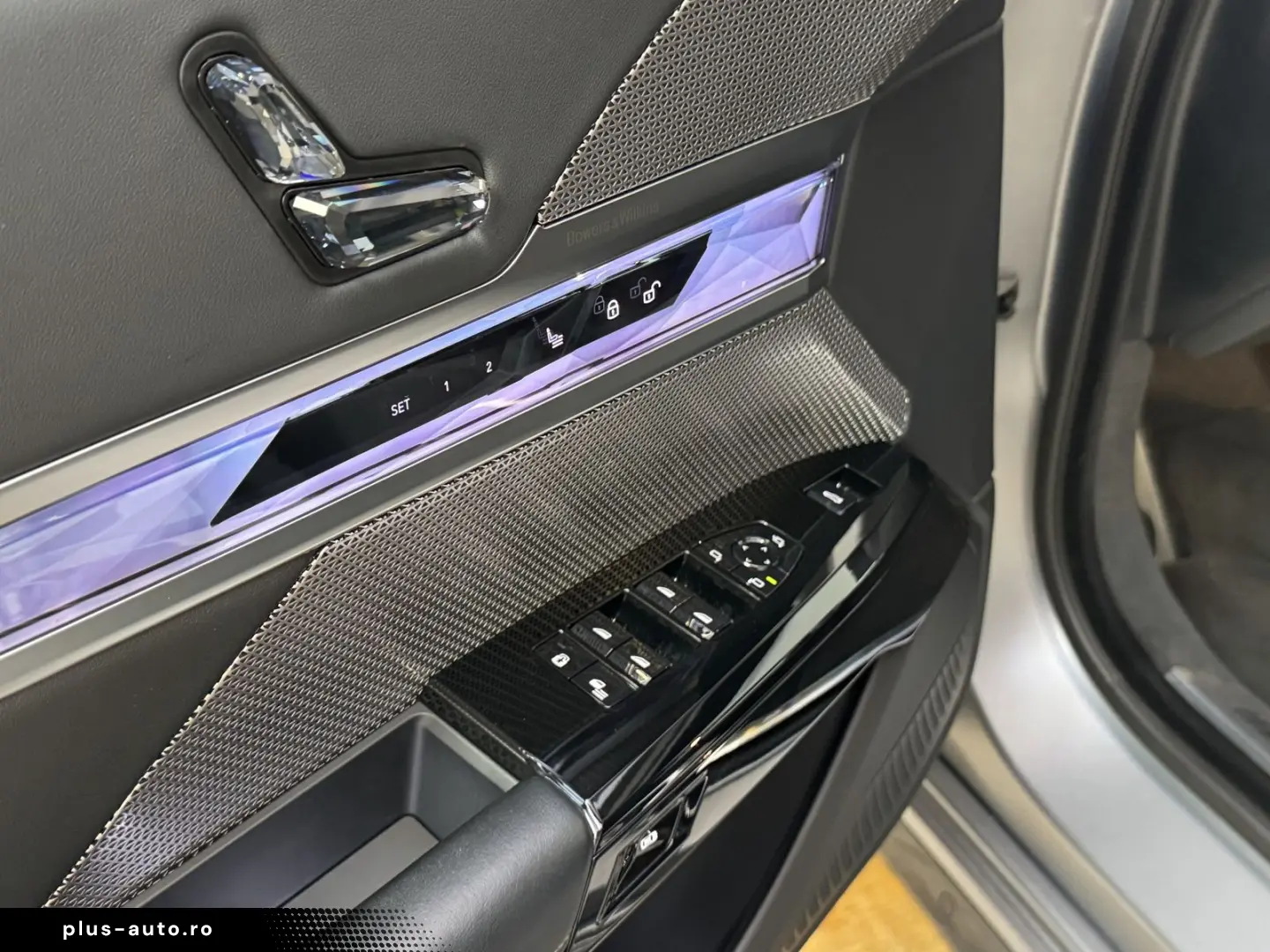 BMW 740d xDrive M Sport Pro TV Executive Lounge