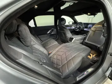 BMW 740d xDrive M Sport Pro TV Executive Lounge