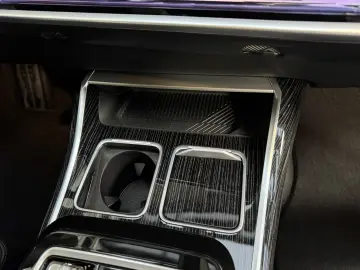 BMW 740d xDrive M Sport Pro TV Executive Lounge