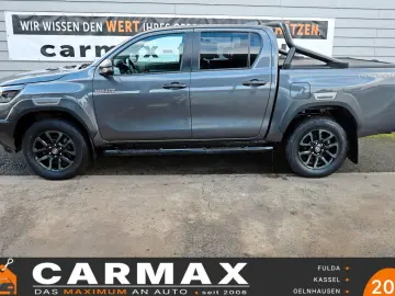 TOYOTA Hilux 2.8 D-4D Invincible Leder ACC Rollo AHK